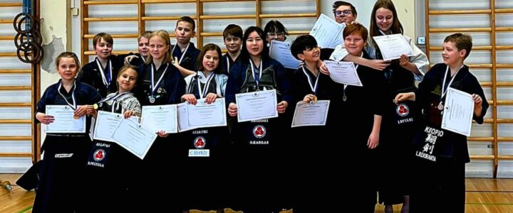 Kendon junioreiden SM-kilpailujen tulokset